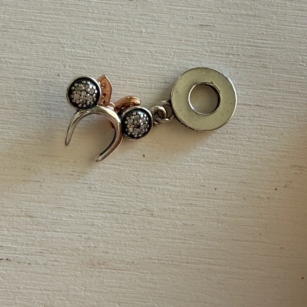 Mini Mouse Ears Charm - Picture 4 of 5